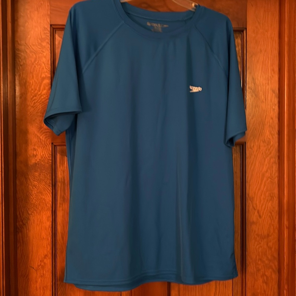Speedo Men’s UPF50+ “block the burn shirt”
